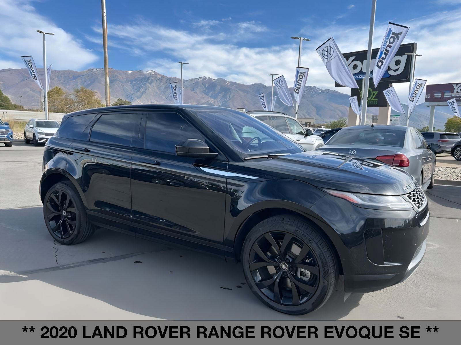 2020 Land Rover Range Rover Evoque SE photo 4