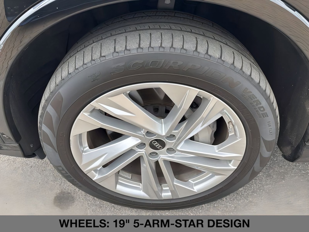 2023 Audi Q7 Premium 45 photo 2