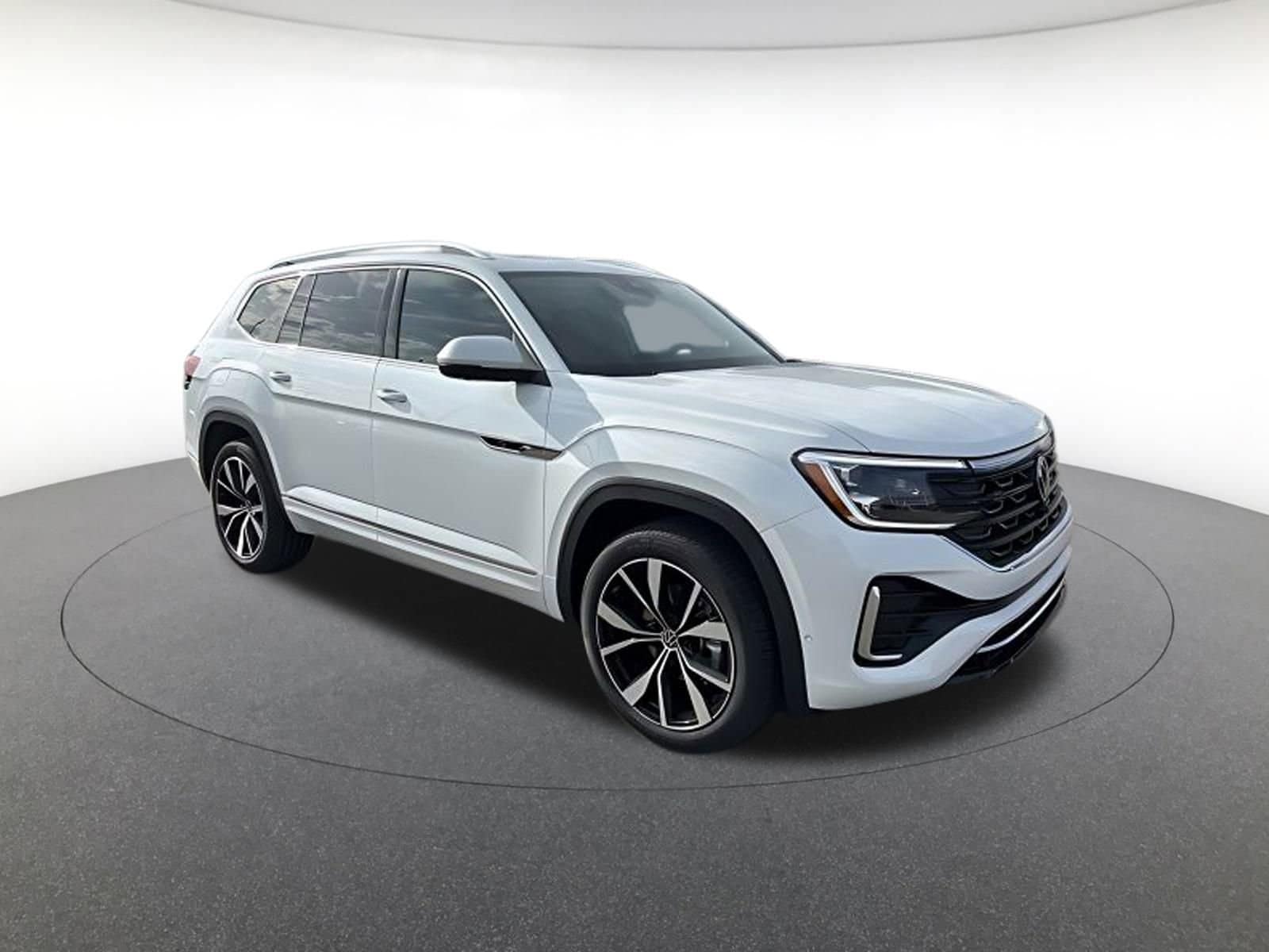 2026 Volkswagen Atlas SEL Premium R-Line's photo