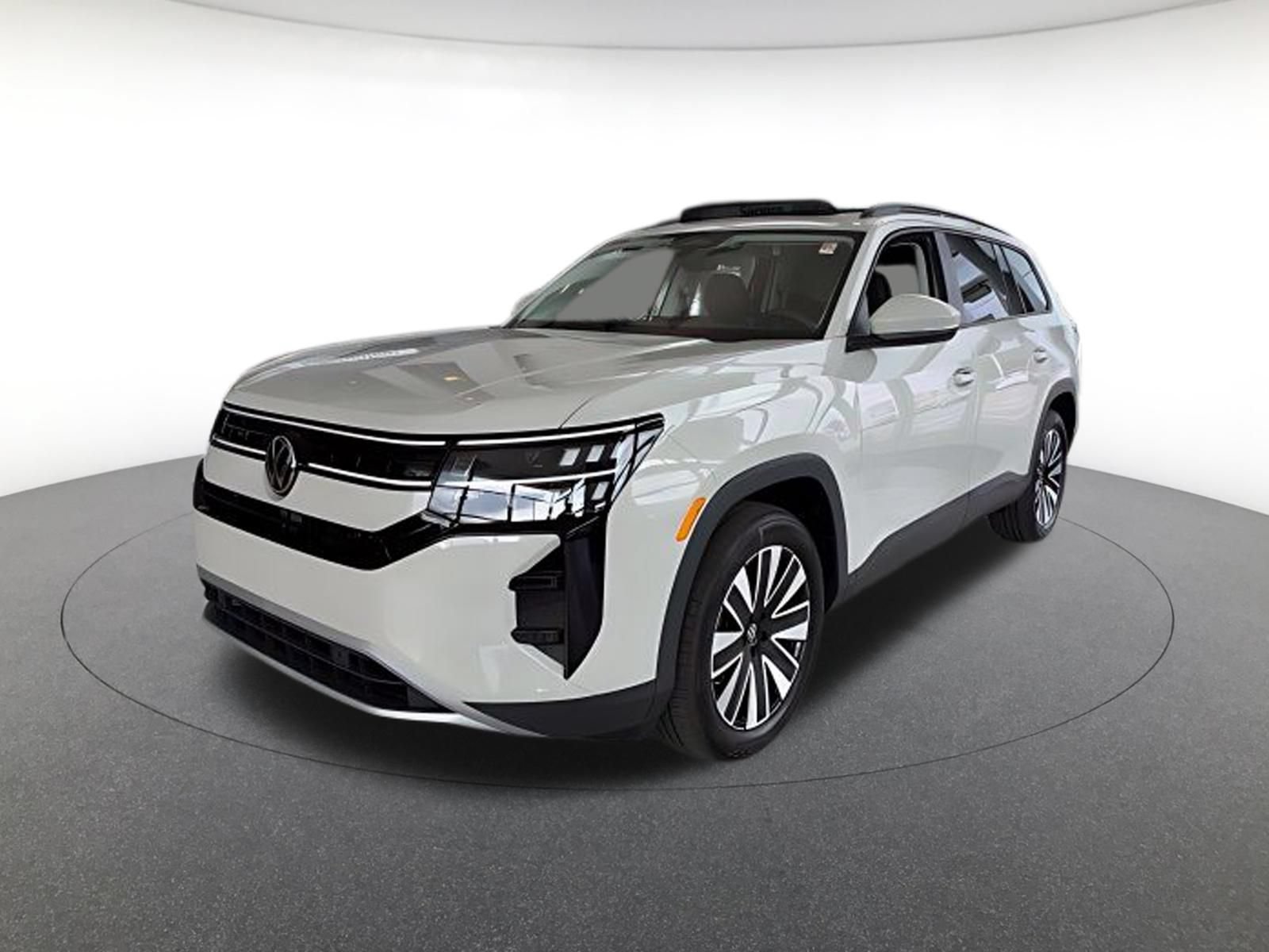New 2027 Volkswagen Atlas SE w/Technology Sport Utility