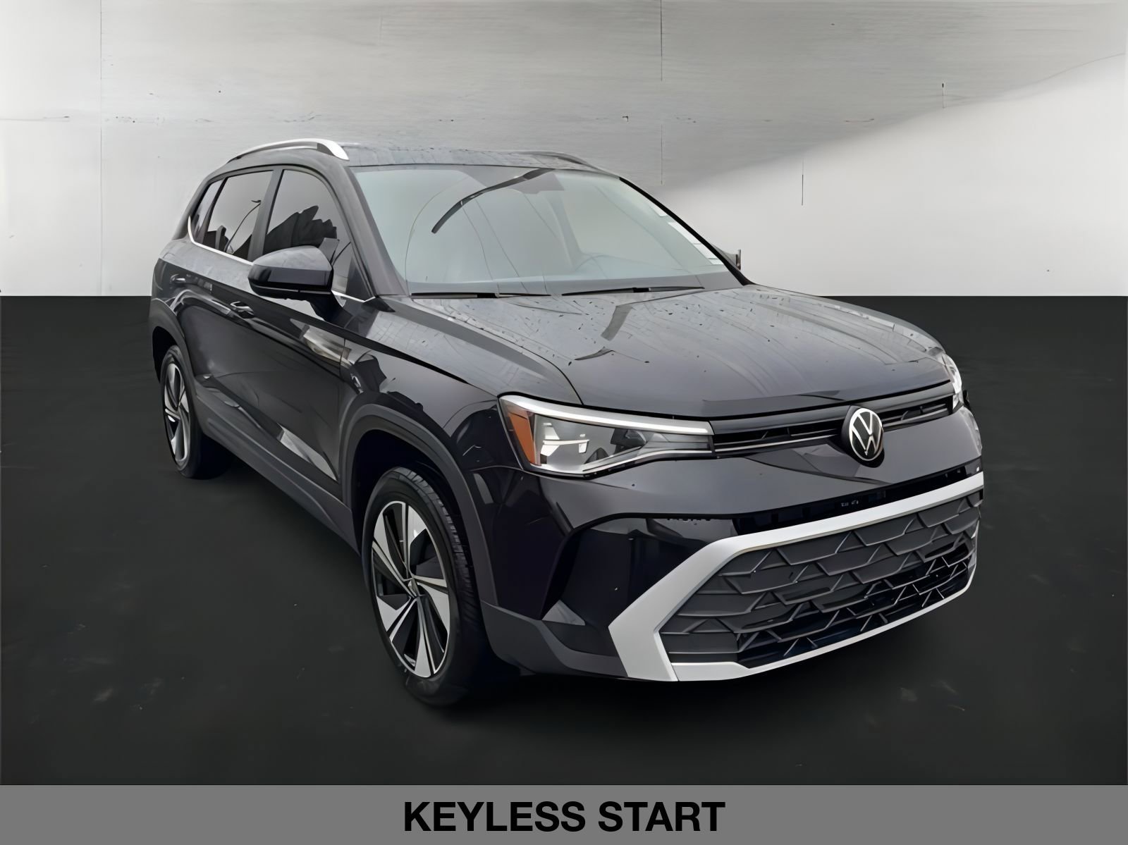 2025 Volkswagen Taos SE photo 2