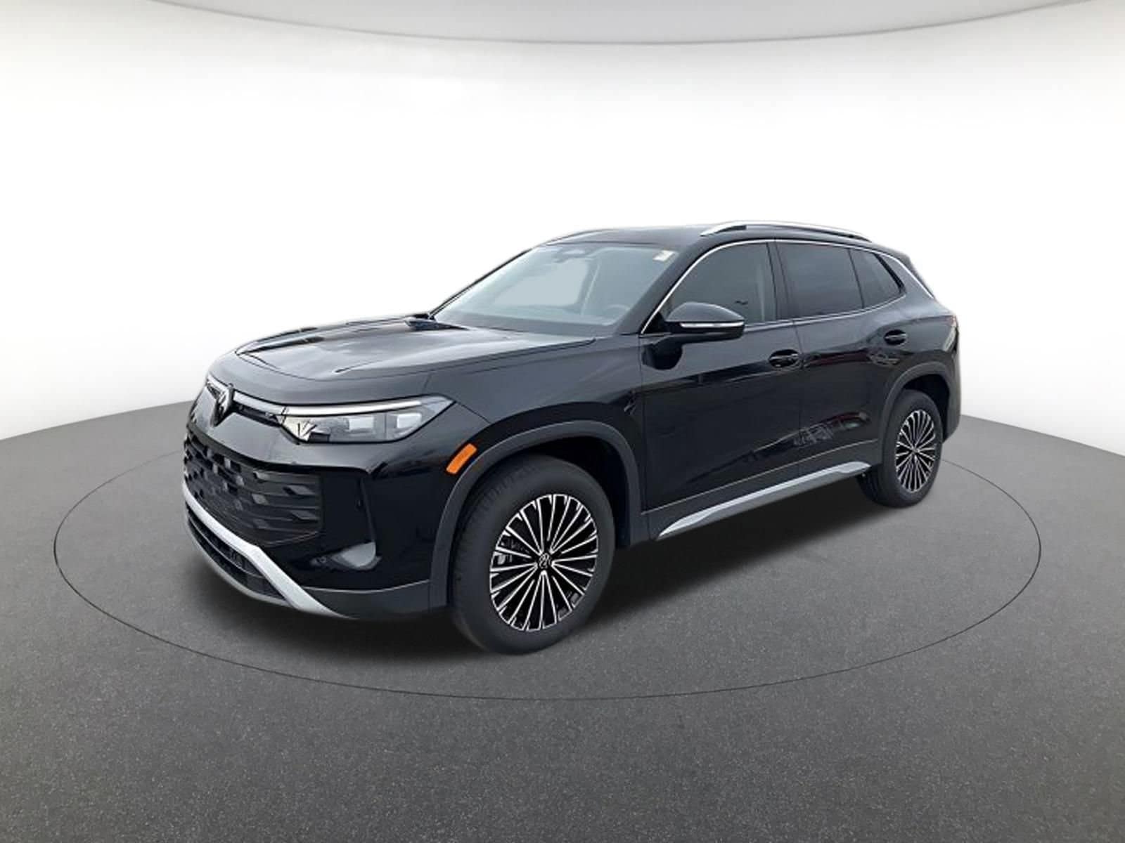 2026 Volkswagen Tiguan S's photo