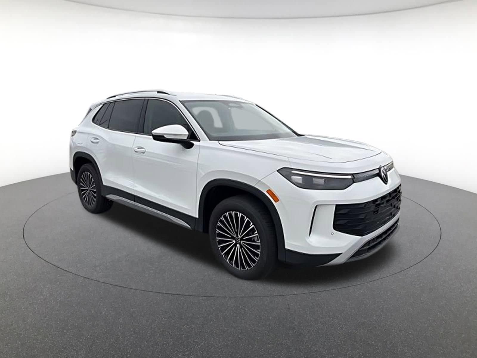 2026 Volkswagen Tiguan S's photo