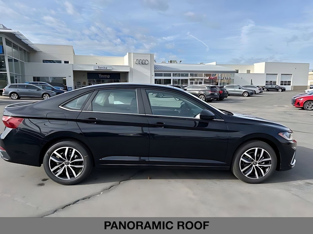 New 2026 Volkswagen Jetta SE 4dr Car