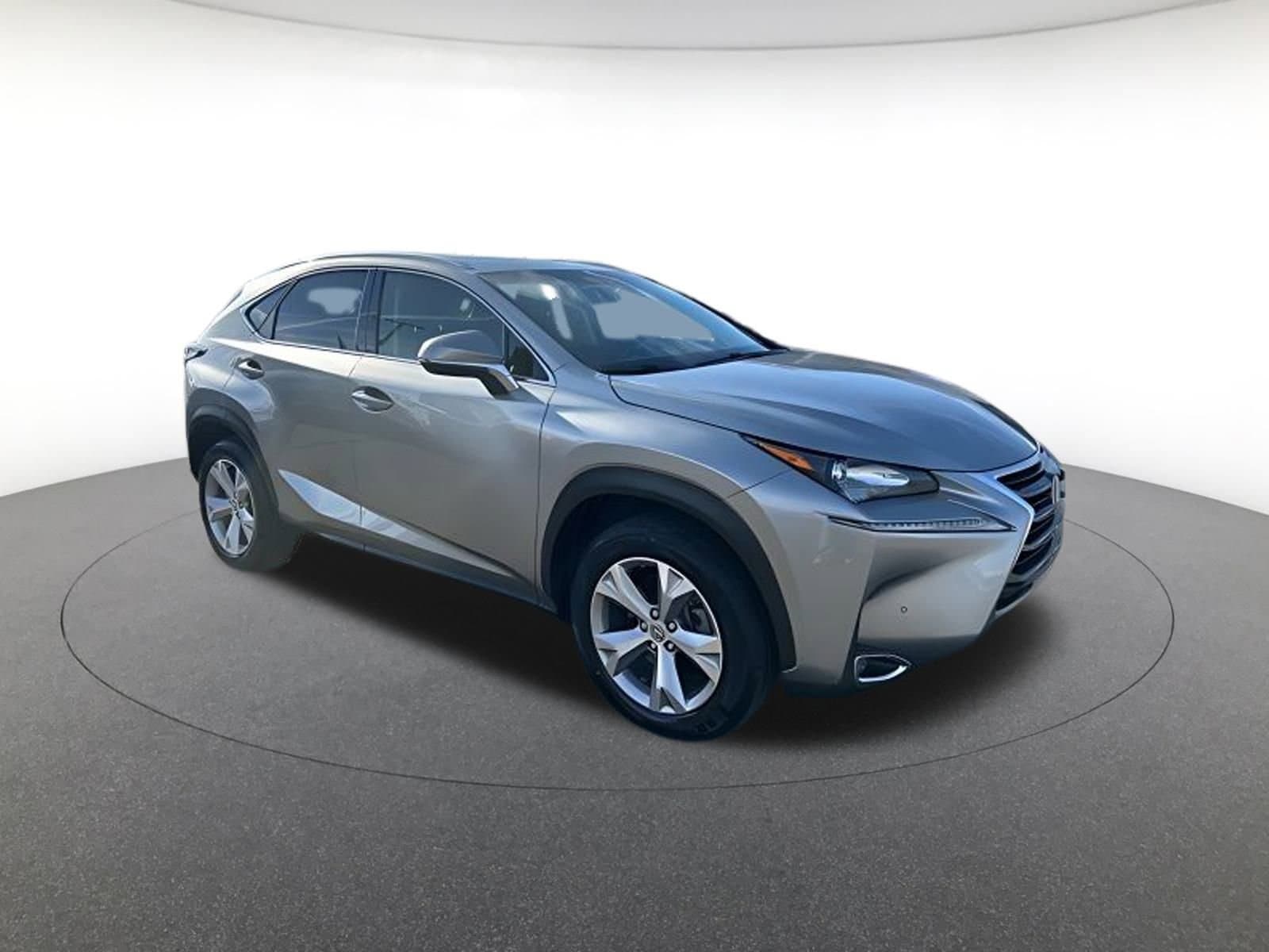 2017 Lexus NX 200t's photo