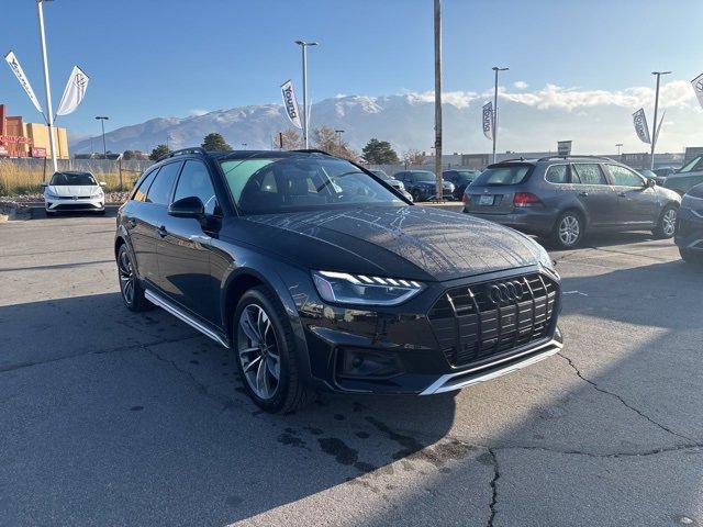 2023 Audi A4 Allroad Premium Plus 45 TFSI Quattro photo 2