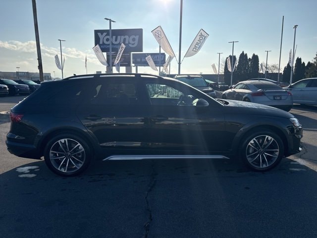 2023 Audi A4 Allroad Premium Plus 45 TFSI Quattro photo 3