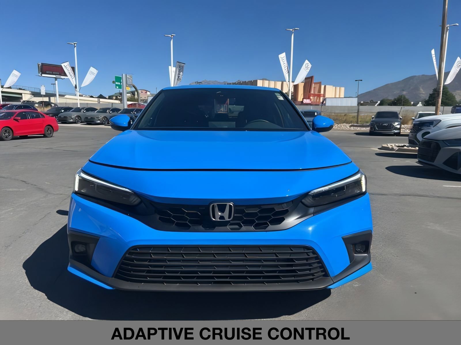 2024 Honda Civic Hatchback Sport Touring photo 2