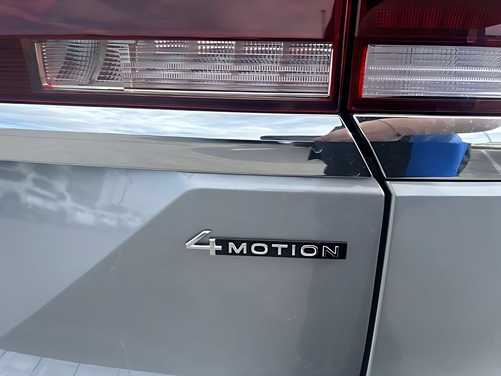 2026 Volkswagen Atlas SEL Premium R-Line - Photo 11