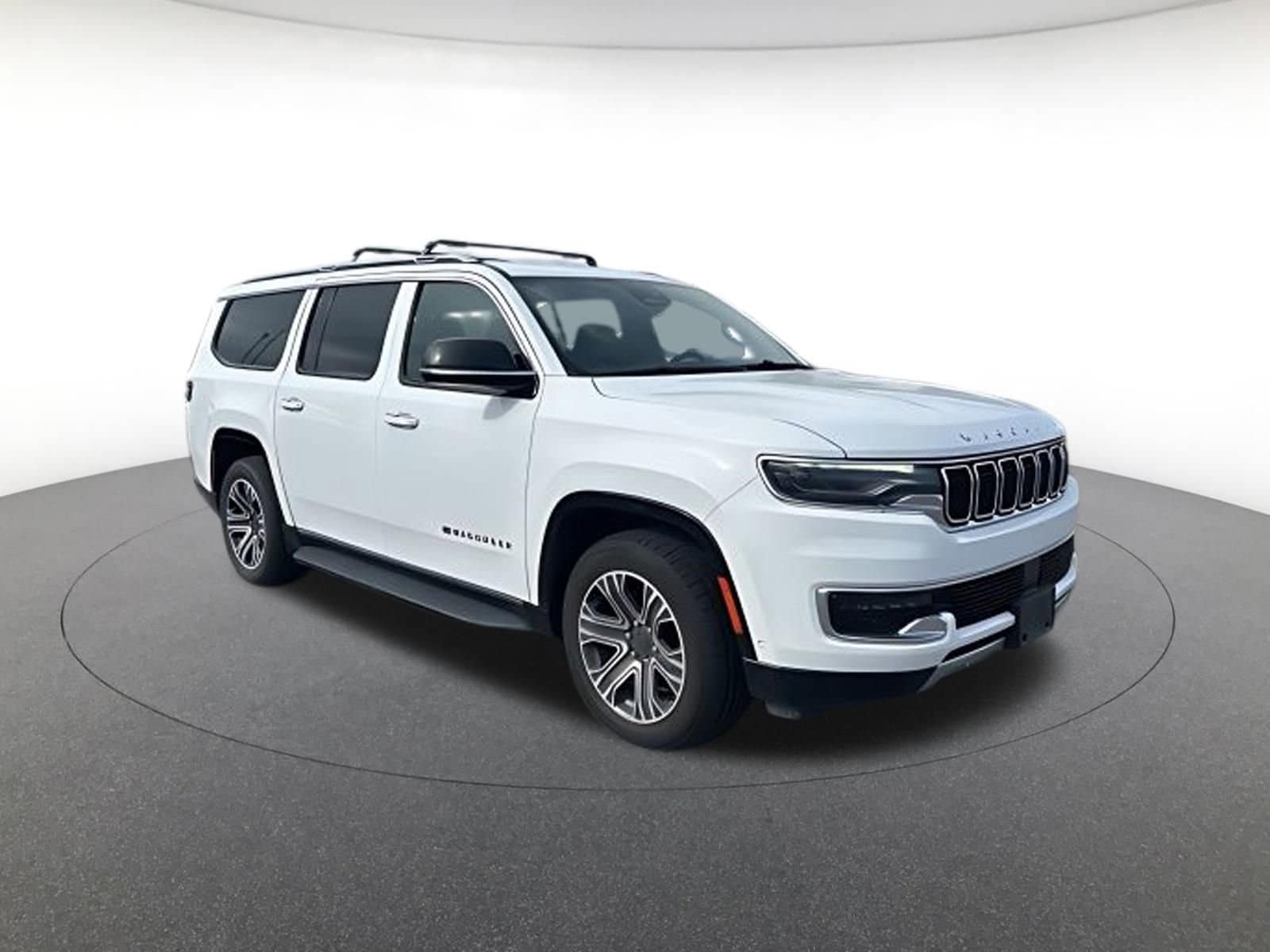 2023 Jeep Wagoneer L Series II 4WD's photo