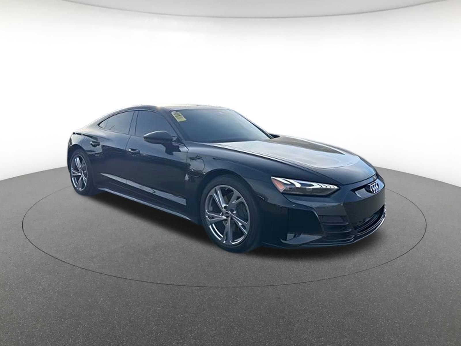 2023 Audi e-tron GT Premium Plus's photo