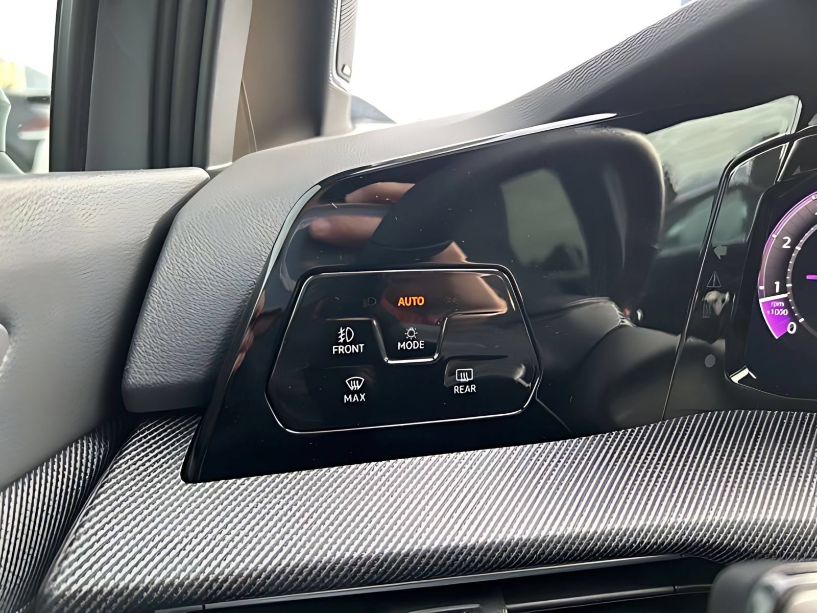 2026 Volkswagen Golf GTI SE - Photo 16