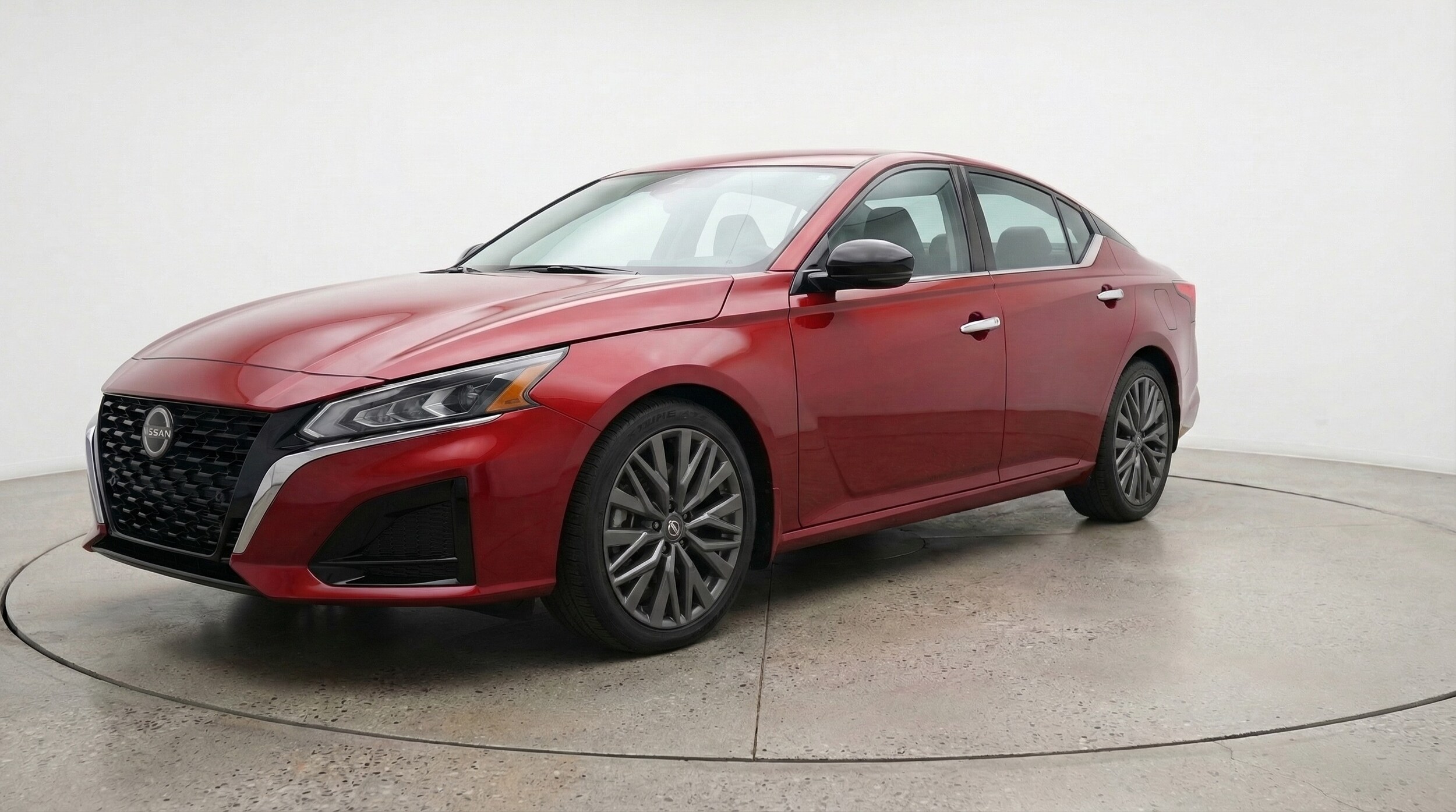 Thumbnail: 2025 Nissan Altima - 3