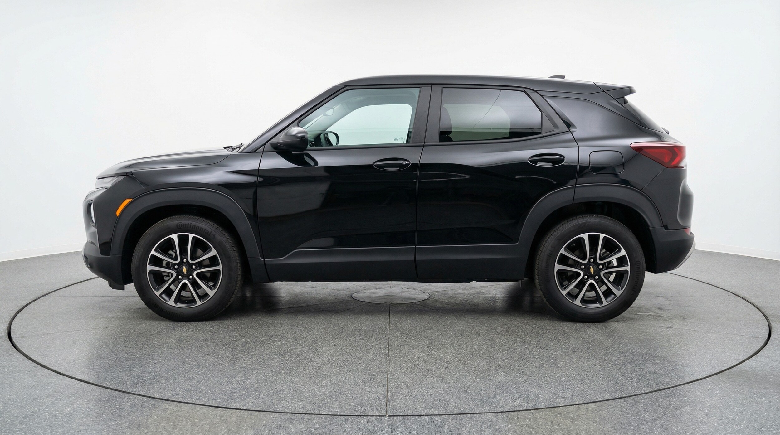 Thumbnail: 2025 Chevrolet TrailBlazer - 4