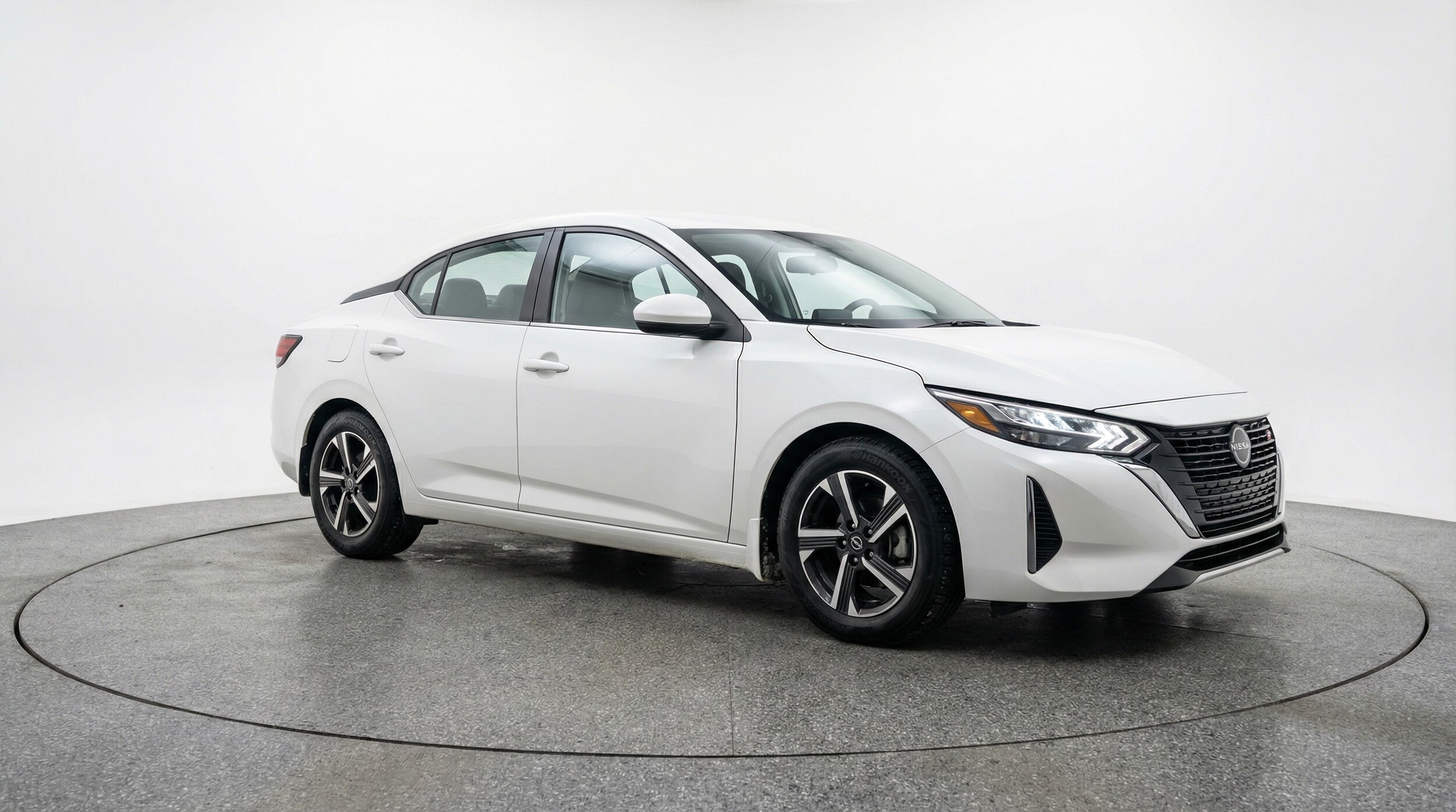 Thumbnail: 2025 Nissan Sentra - 1