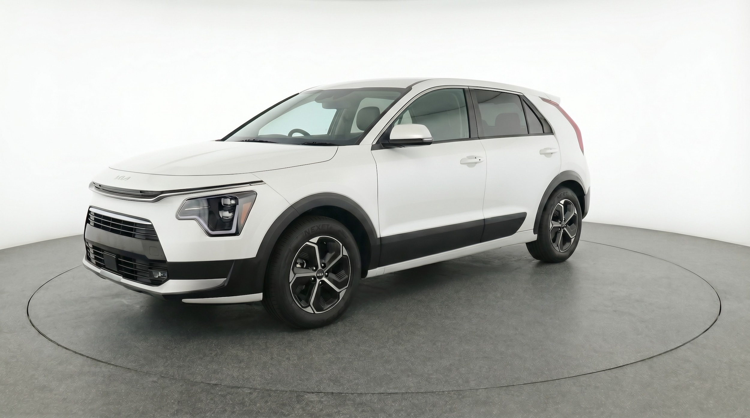 Thumbnail: 2026 Kia Niro - 3