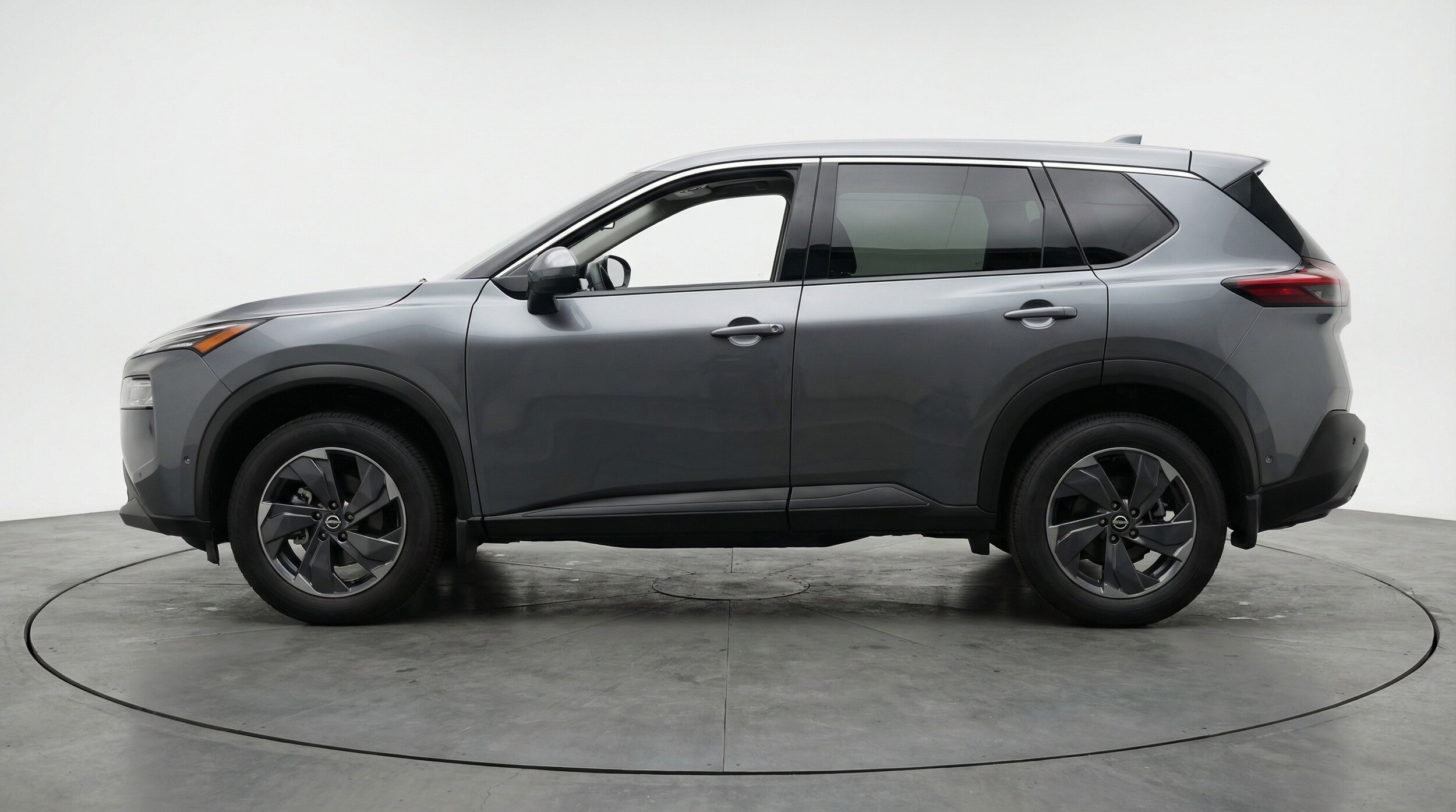 Thumbnail: 2025 Nissan Rogue - 4