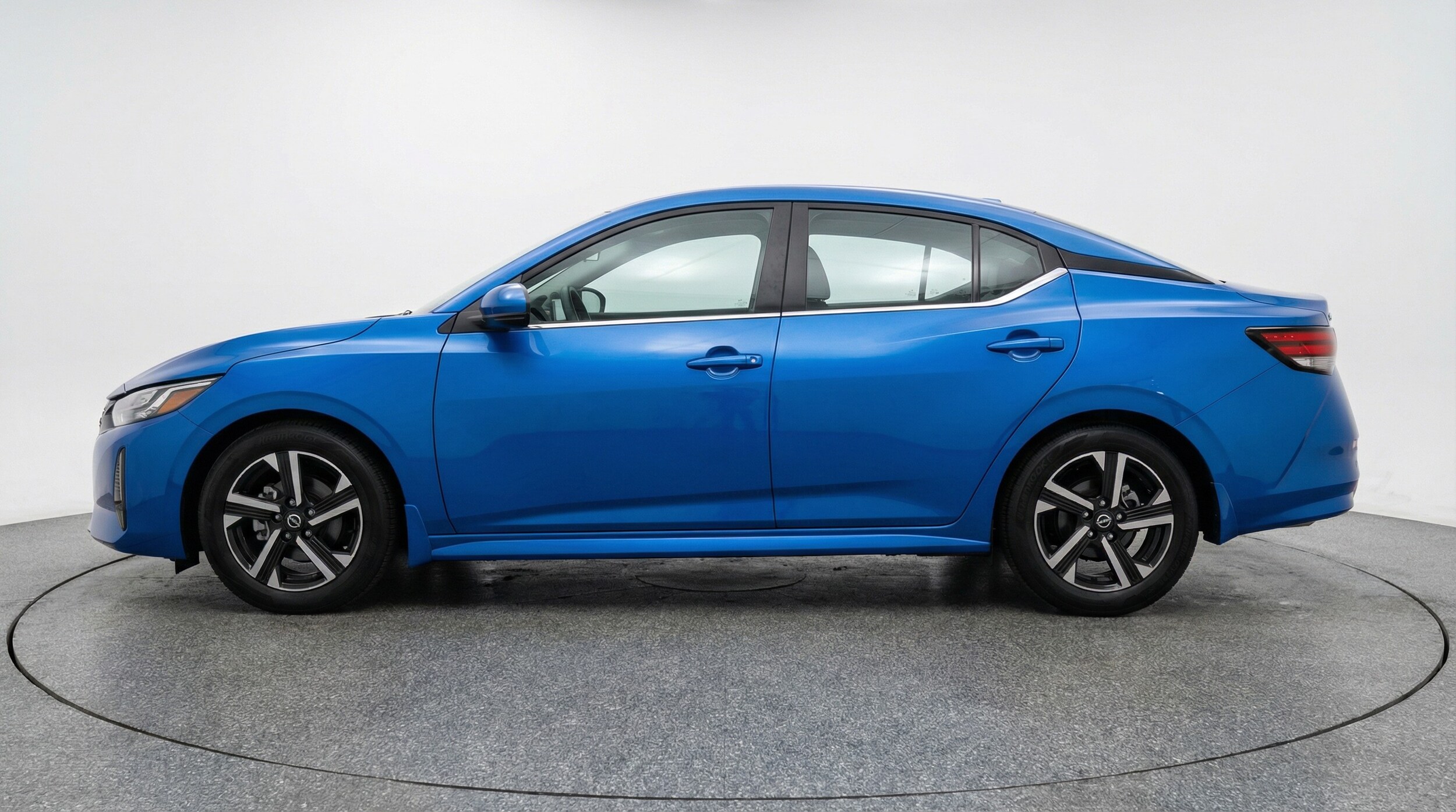 Thumbnail: 2025 Nissan Sentra - 4