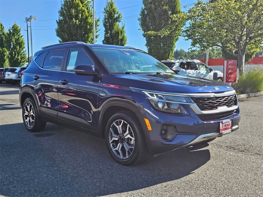 2021 Kia Seltos EX photo 3