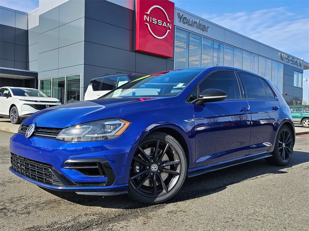Used 2019 Volkswagen Golf R 2.0T w/DCC & Navigation 4MOTION Hatchback