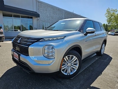 2025 Mitsubishi Outlander PHEV ES SUV