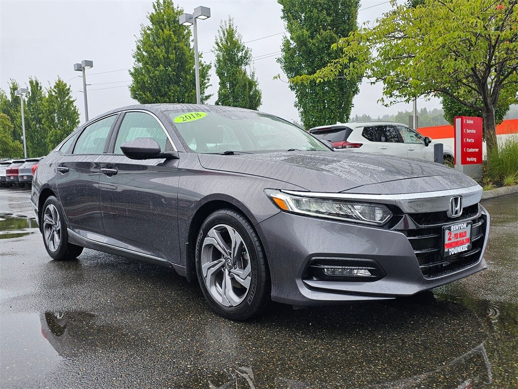 2018 Honda Accord EX photo 3