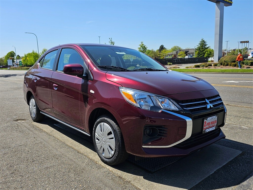 2024 Mitsubishi Mirage G4 ES photo 2