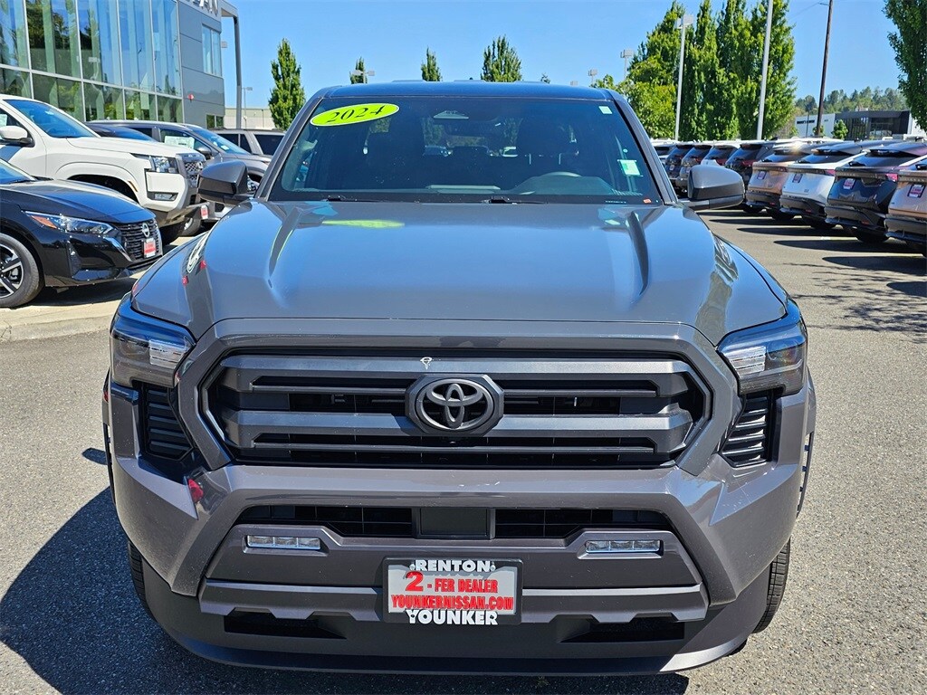 2024 Toyota Tacoma SR5 photo 2