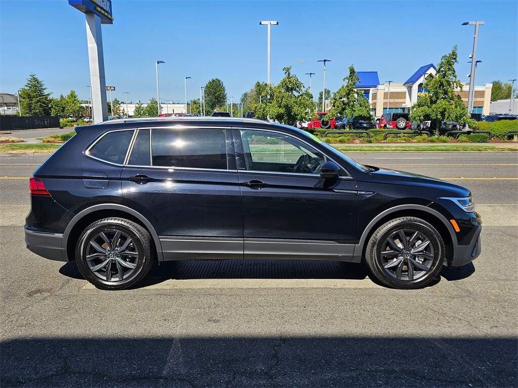 2024 Volkswagen Tiguan SE Wolfsburg Edition photo 4
