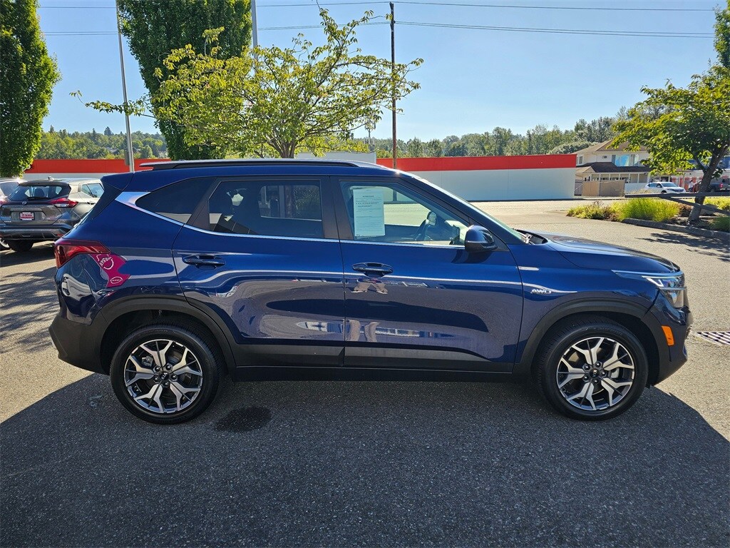 2021 Kia Seltos EX photo 4