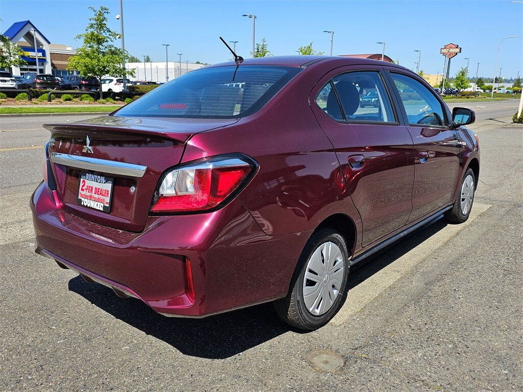 2024 Mitsubishi Mirage G4 ES photo 3