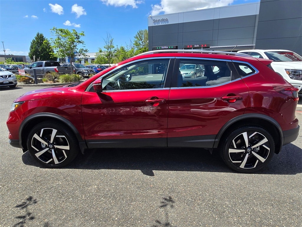 Certified 2022 Nissan Rogue Sport SL with VIN JN1BJ1CW0NW498462 for sale in Renton, WA