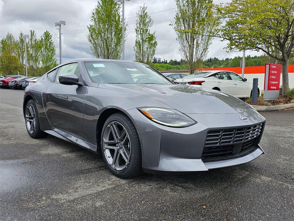 2025 Nissan Z Sport photo 2