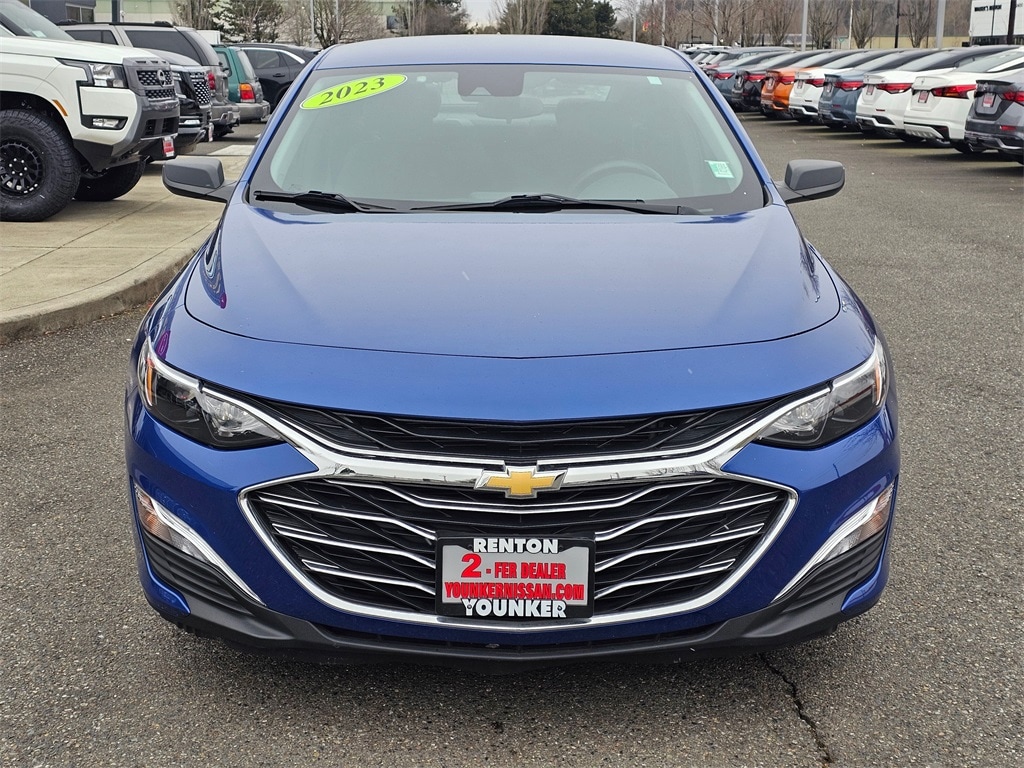 Used 2023 Chevrolet Malibu 1FL with VIN 1G1ZC5ST4PF155556 for sale in Renton, WA