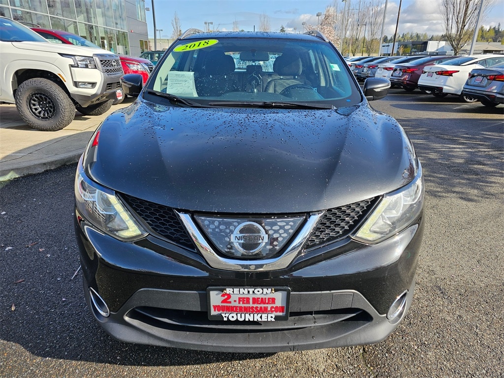 Used 2018 Nissan Rogue Sport SV with VIN JN1BJ1CR8JW284923 for sale in Renton, WA