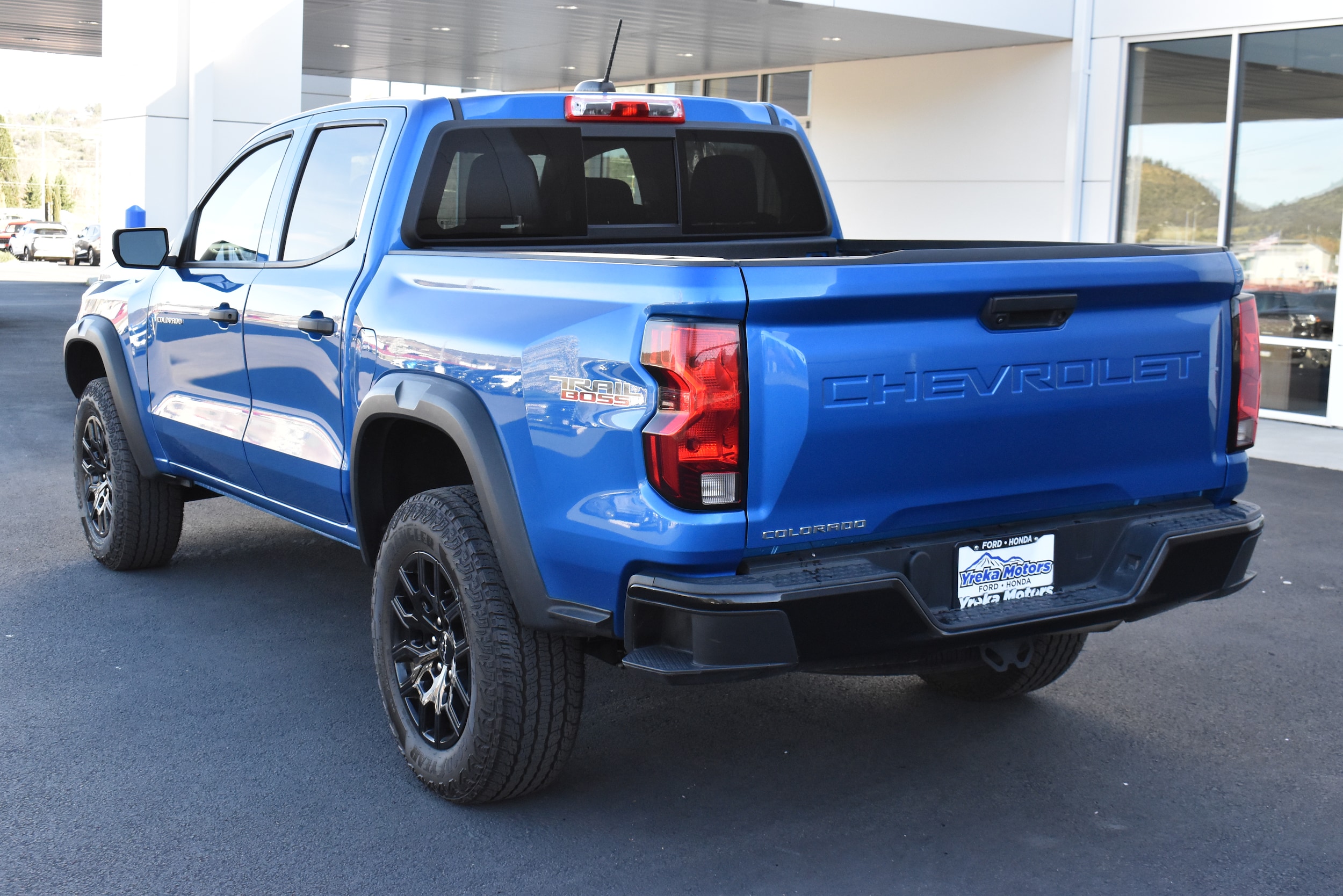 2023 Chevrolet Colorado Trail Boss - Photo 8