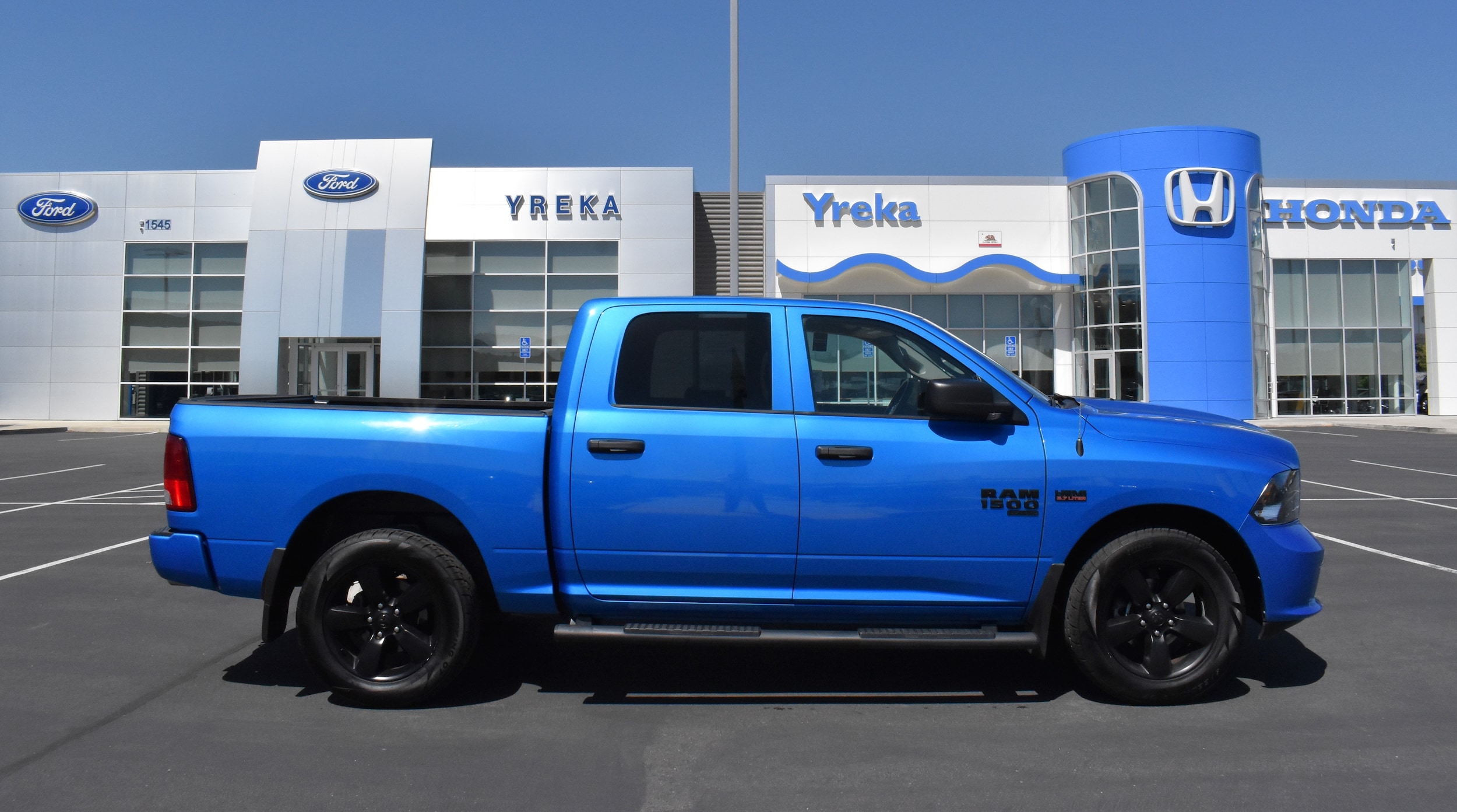 2020 RAM 1500 Classic Express Crew Cab 4x4 5'7's photo