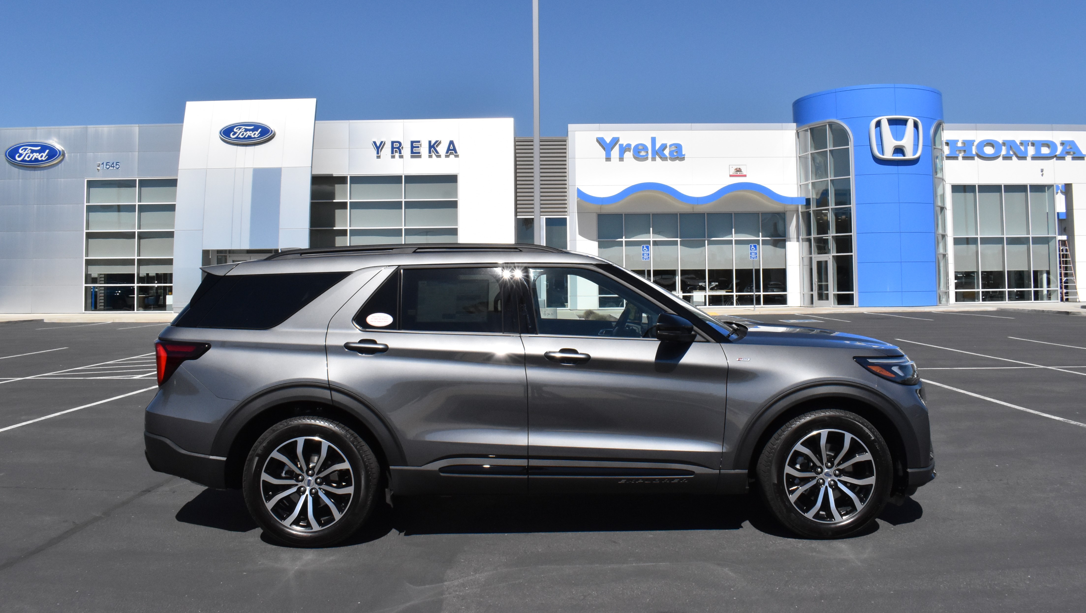 2026 Ford Explorer ST-Line SUV