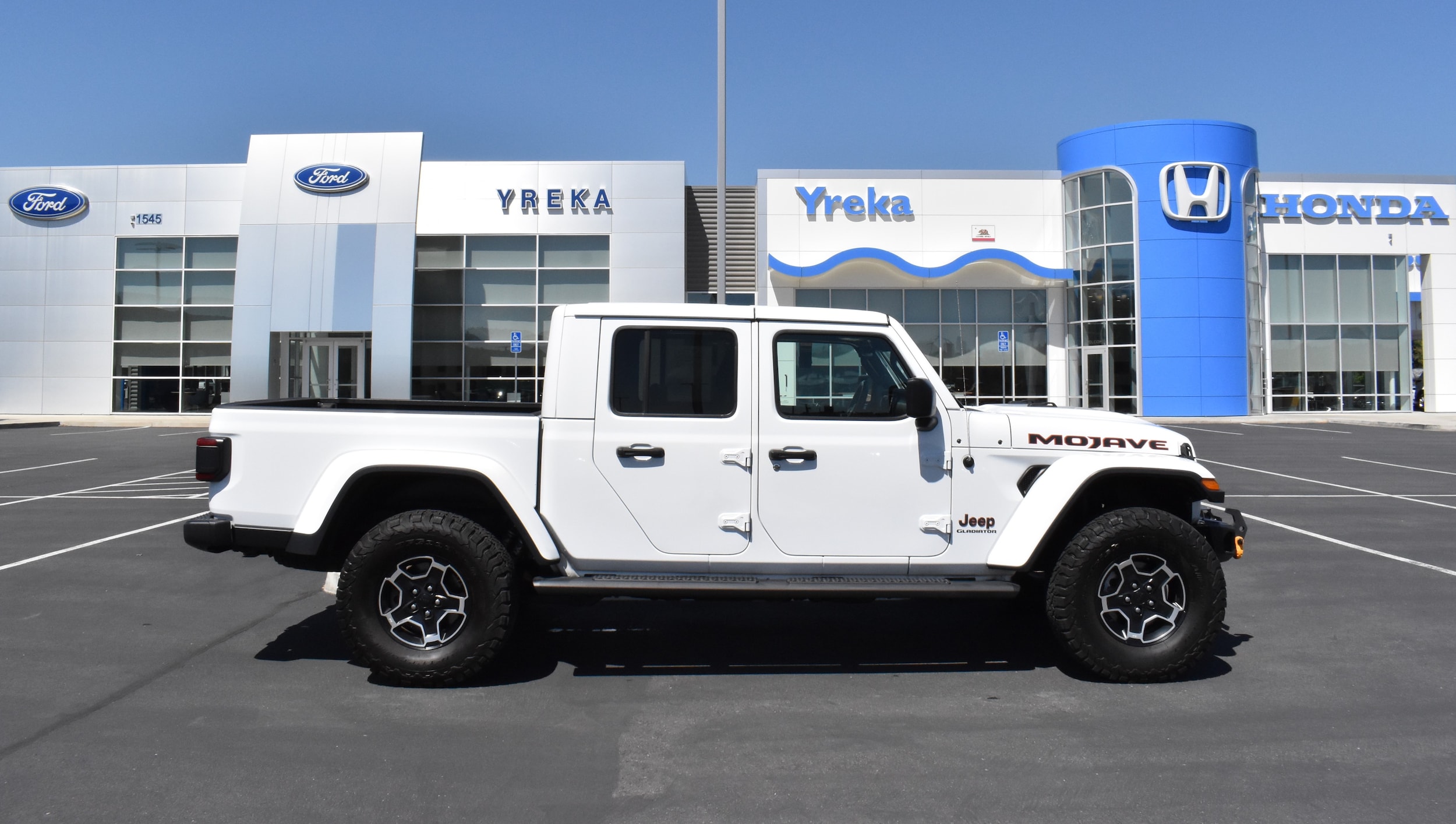 2021 Jeep Gladiator Mojave's photo