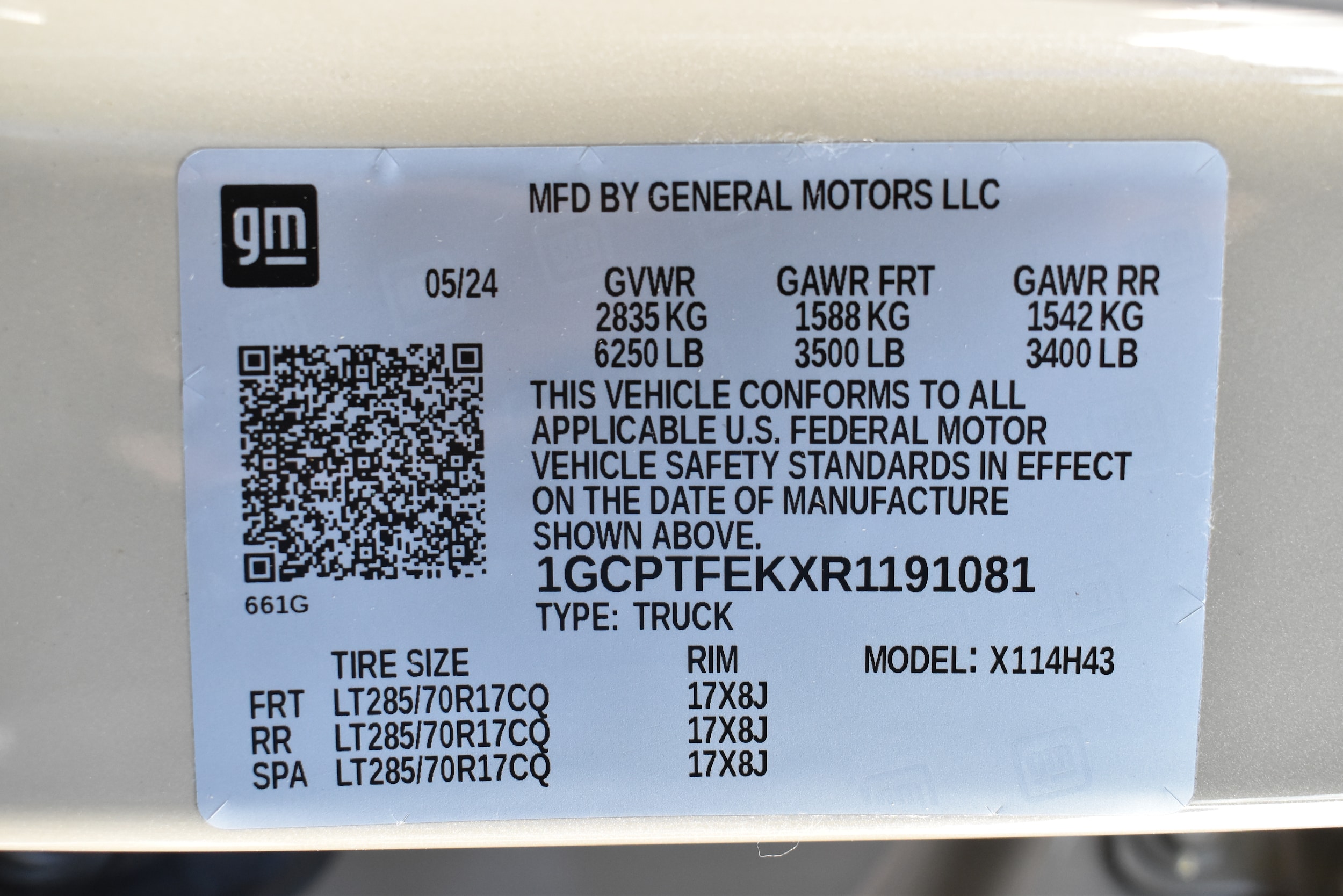 Used 2024 Chevrolet Colorado ZR2 with VIN 1GCPTFEKXR1191081 for sale in Yreka, CA