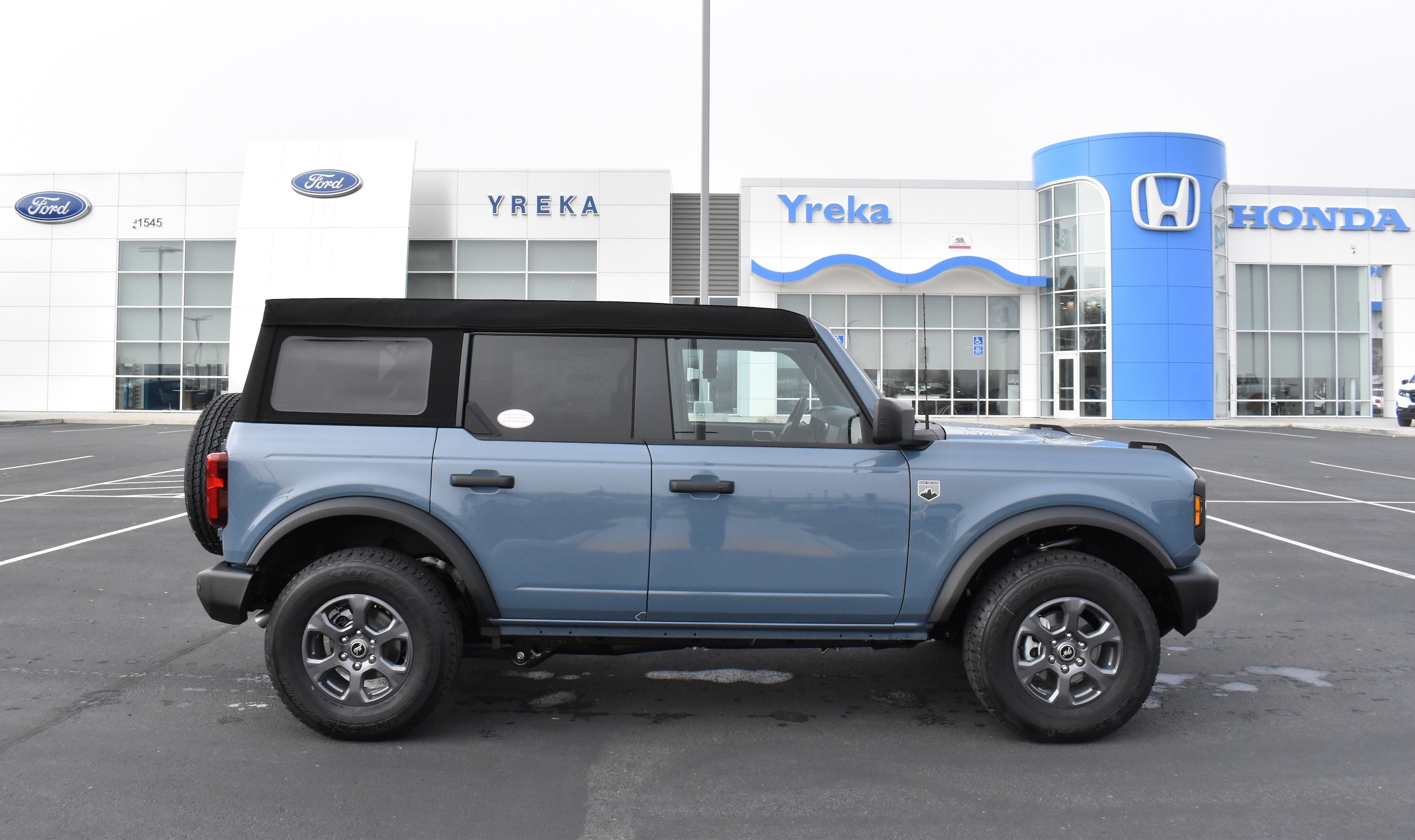 2025 Ford Bronco 4-Door Big Bend's photo