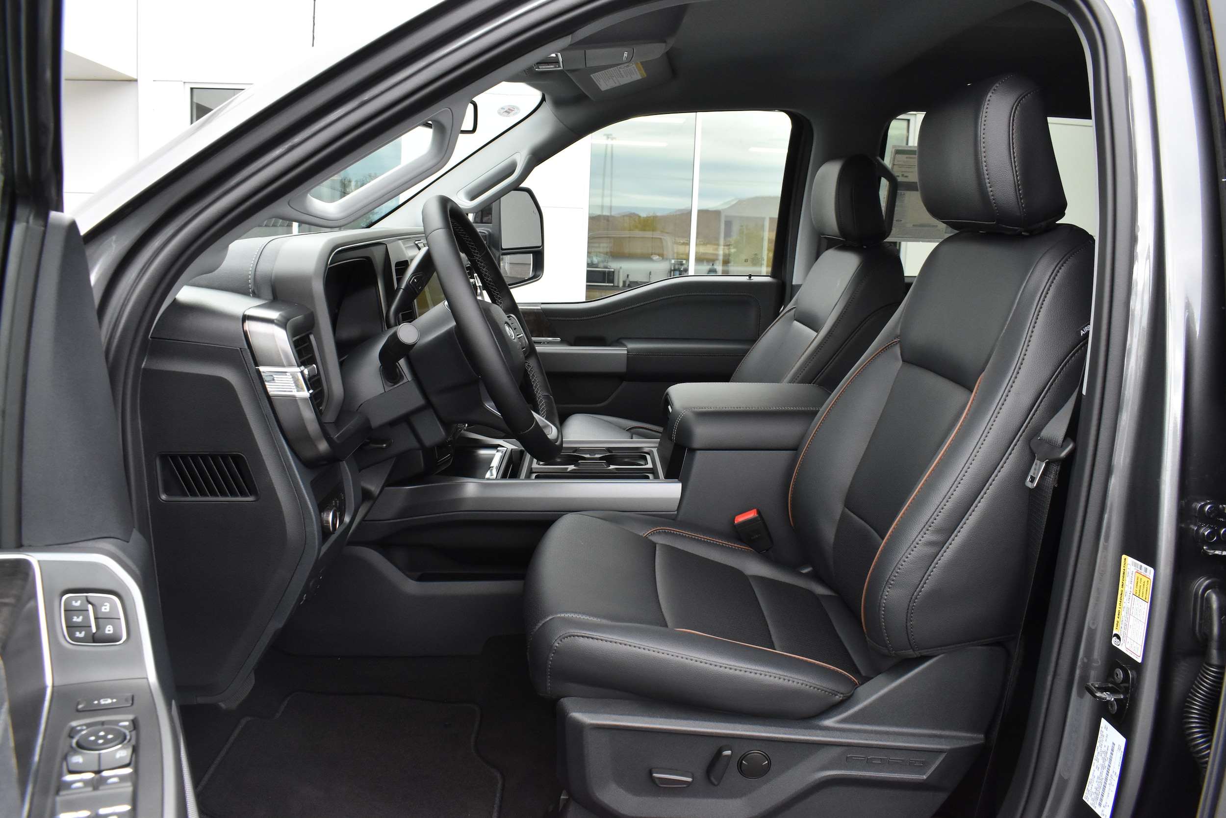 2026 Ford F-350 Super Duty Lariat - Photo 17