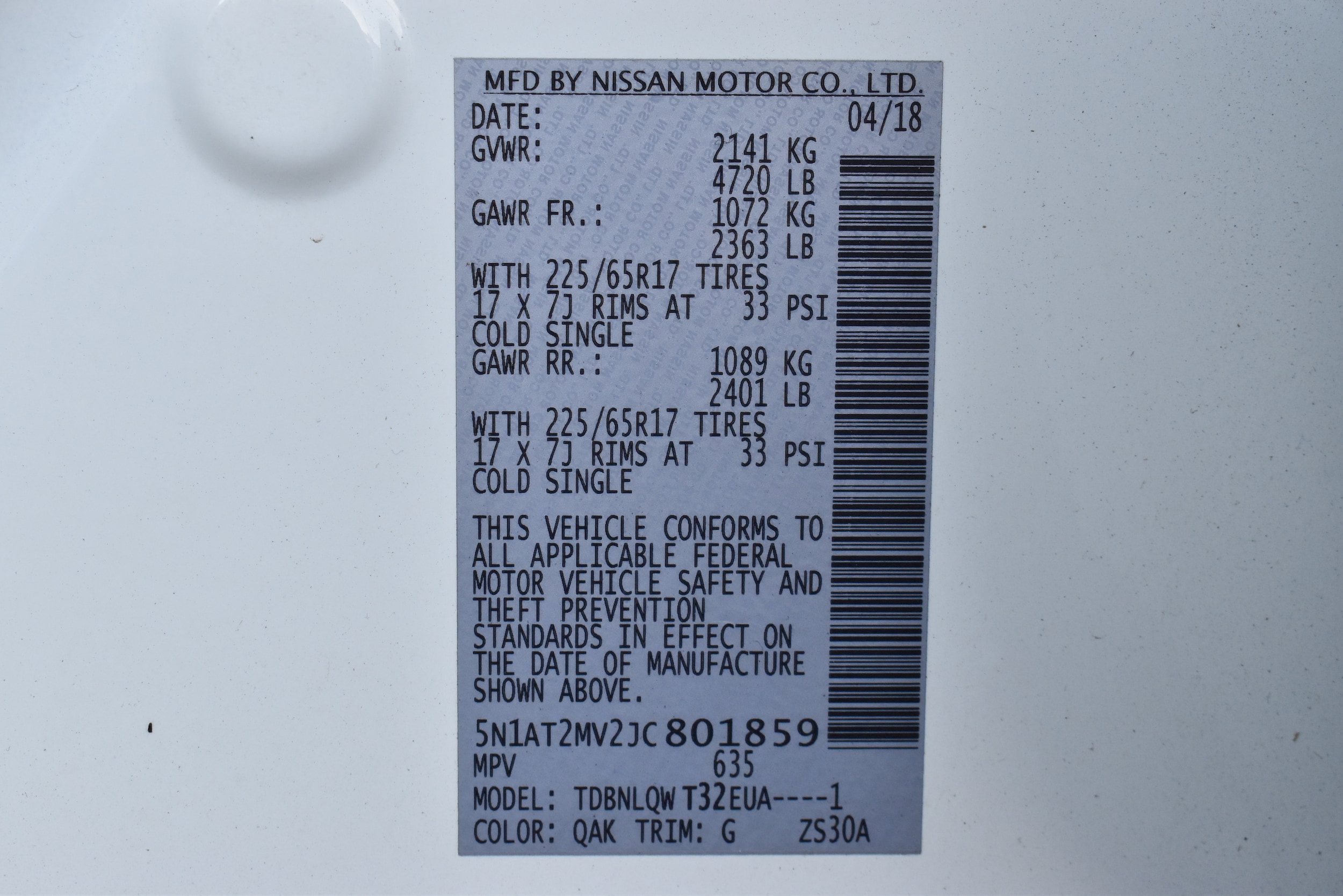 Used 2018 Nissan Rogue SV with VIN 5N1AT2MV2JC801859 for sale in Yreka, CA
