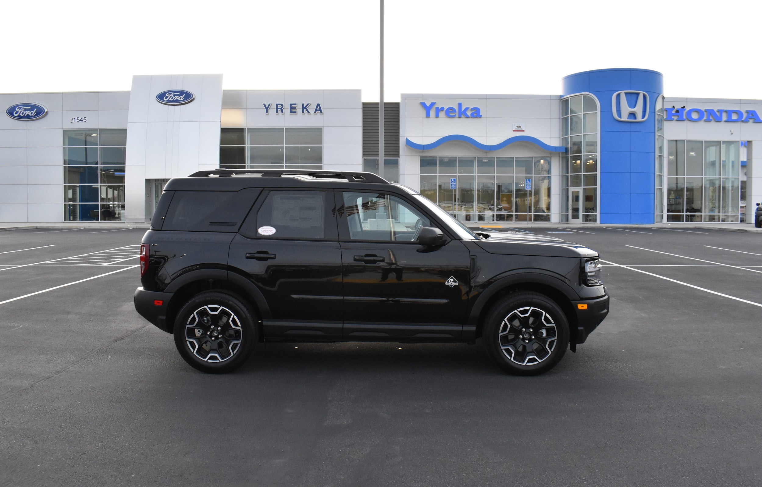 2025 Ford Bronco Sport Outer Banks's photo