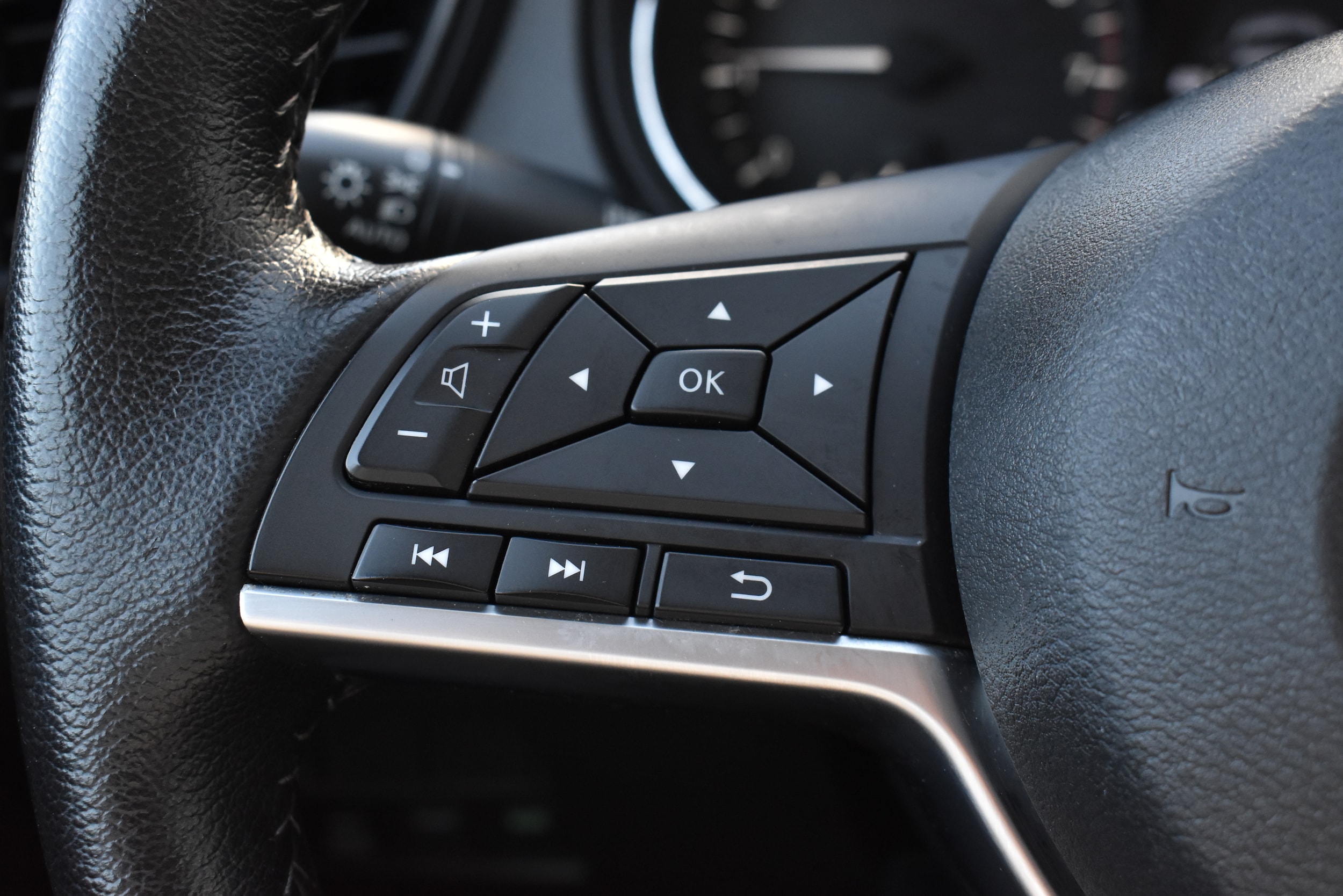 2022 Nissan Rogue Sport SL - Photo 22