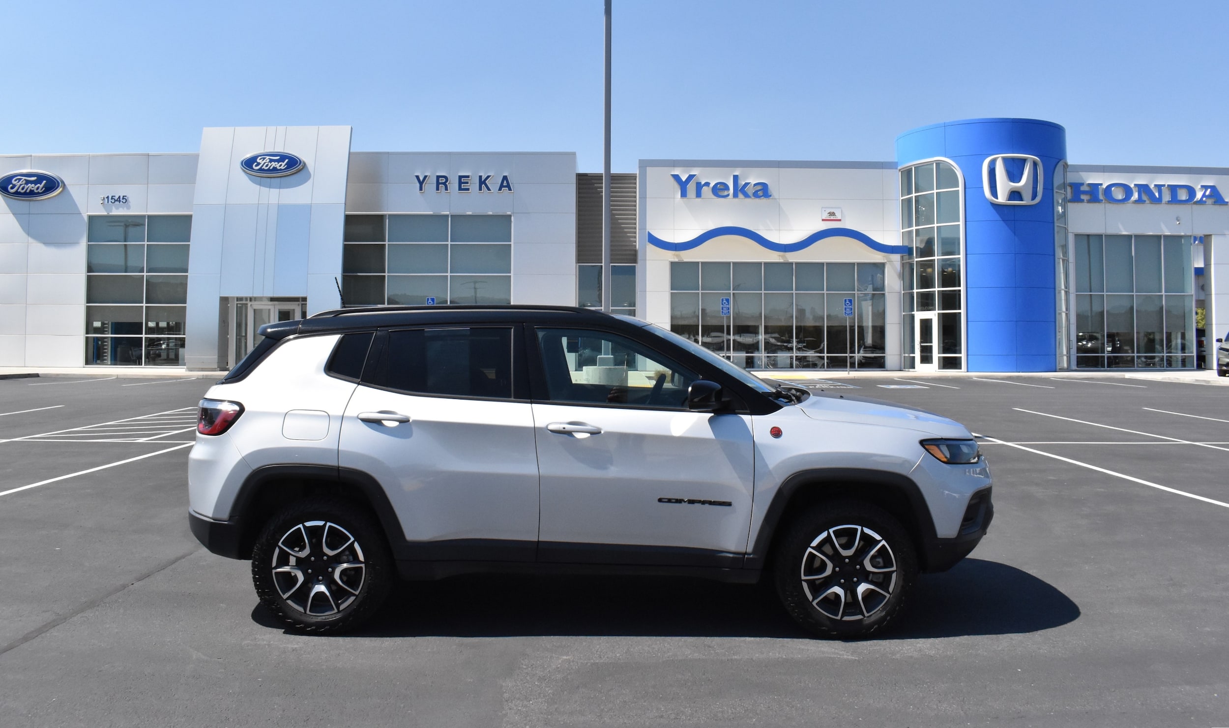 2024 Jeep Compass Trailhawk's photo