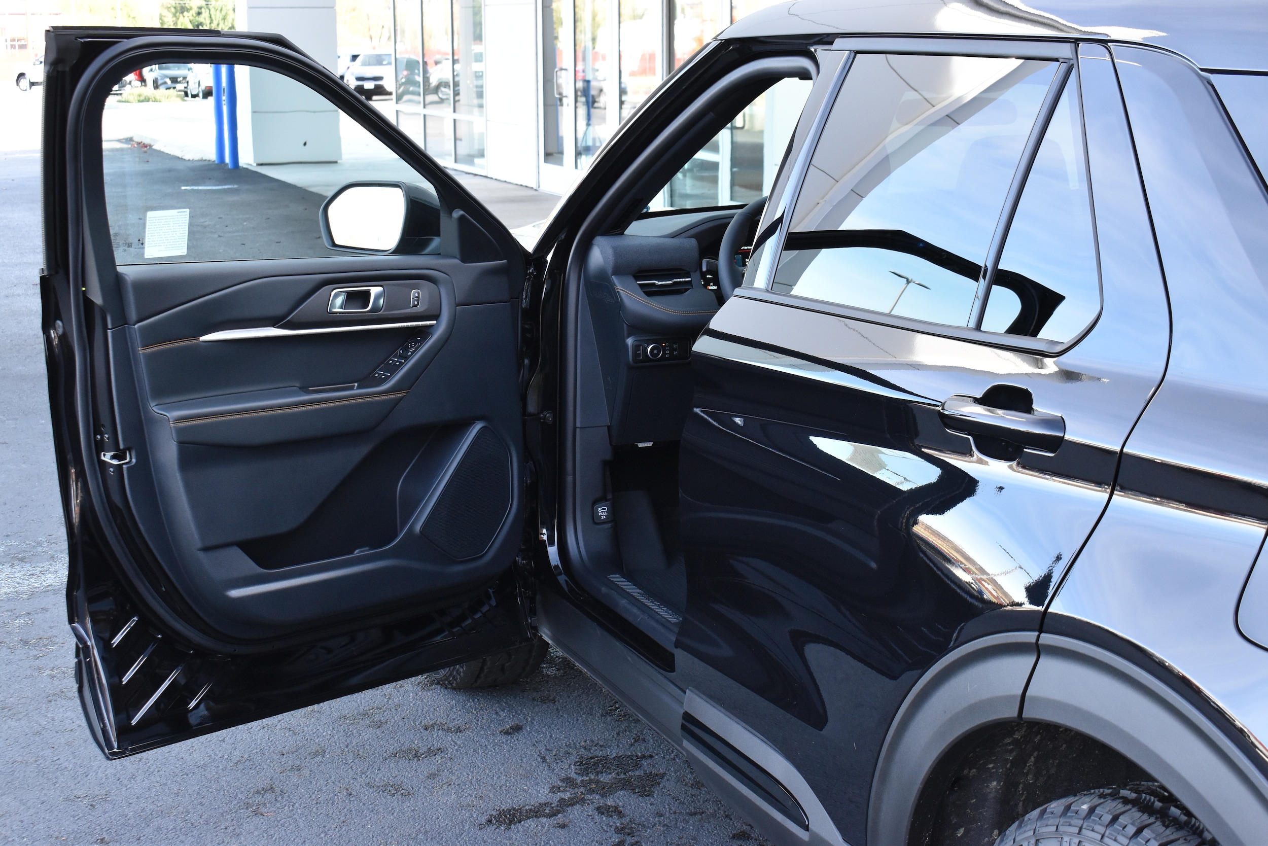 2026 Ford Explorer Tremor - Photo 14
