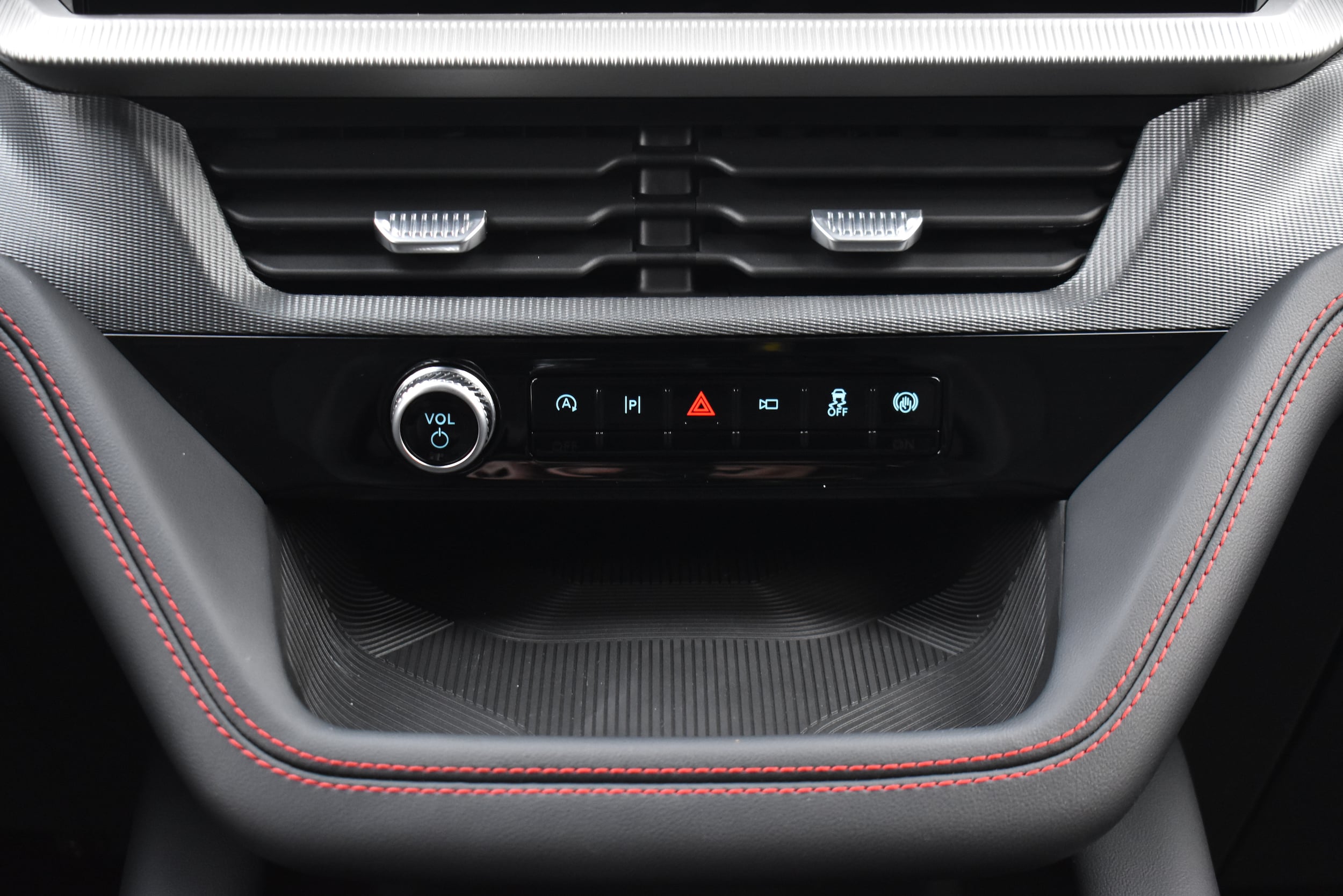 2026 Ford Explorer ST-Line - Photo 21