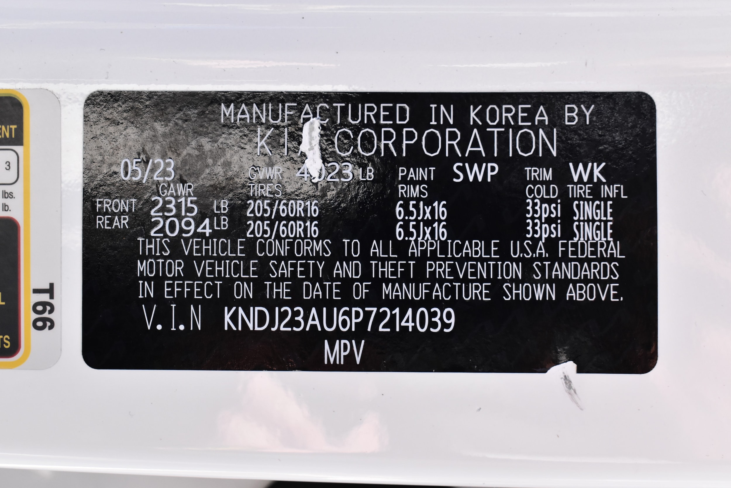 KNDJ23AU6P7214039