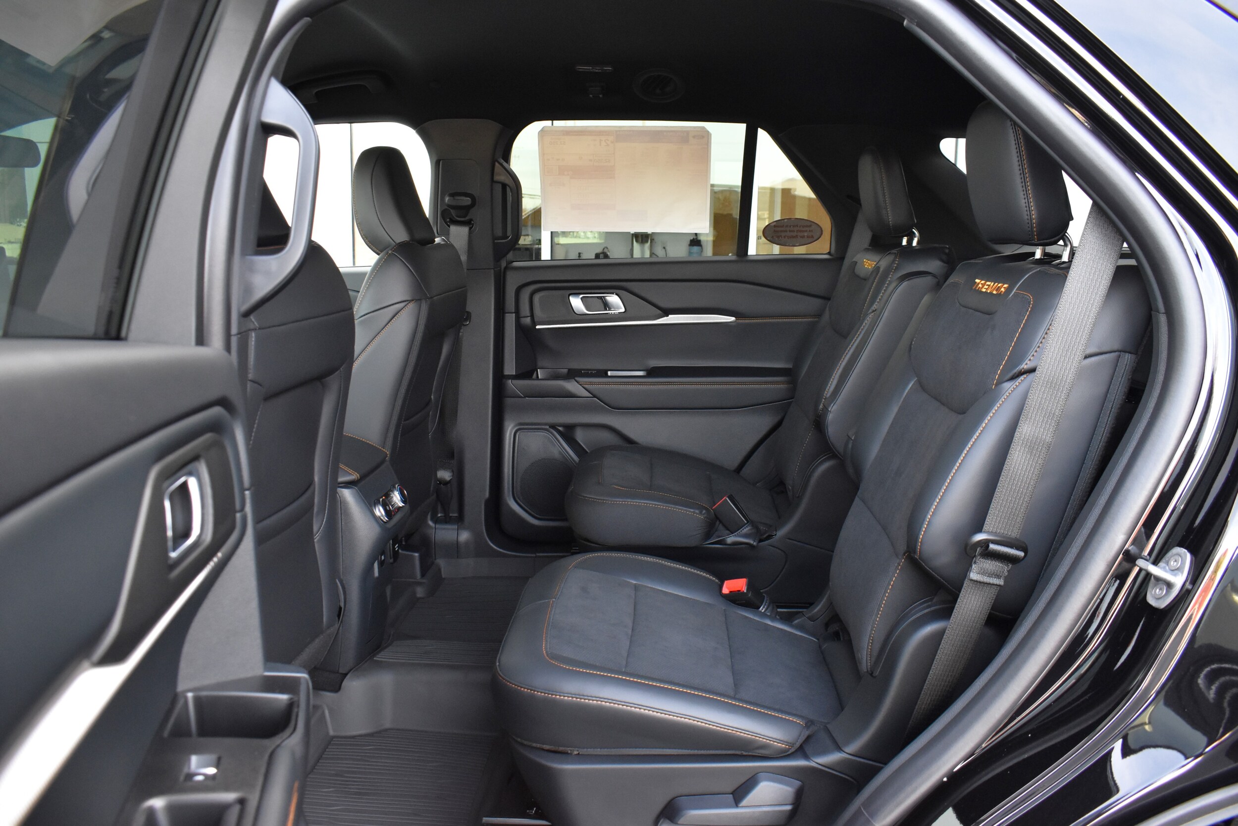 2026 Ford Explorer Tremor - Photo 18